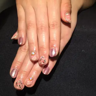 ネイル BANBINANAIL所属・イリネコ マリのネイルデザイン