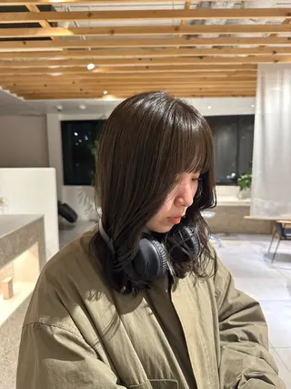 ミディアム カラー 杉本 沙羅のヘアスタイル