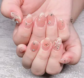 ネイル R inのネイルデザイン