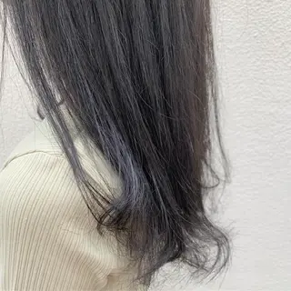 カラー ヤマダ サクラのヘアスタイル