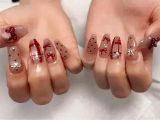 セミロング パンダ ネイルのネイルデザイン