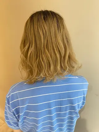 ミディアム カラー ハイトーン/ウルフ /レイヤー/坂野幸伸のヘアスタイル