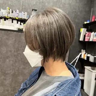 ショート カラー ヘアケアサロン MAIN[メイン]のヘアスタイル