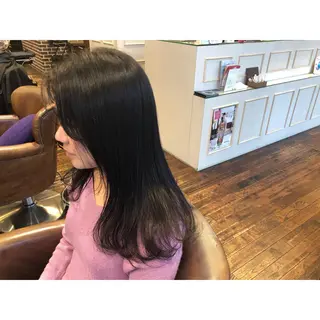 ロング カラー パーマ ヘアアレンジ キッズ ネイル マツエク・マツパ 藤井 菜緒のヘアスタイル