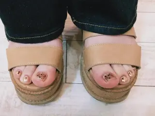 ネイル  More suzukiのネイルデザイン