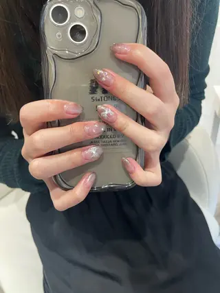 ネイル Lily Beauty天神西通り店所属・坂田 美生のネイルデザイン