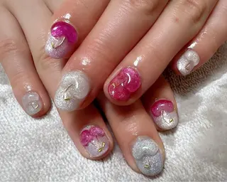 ネイル t. yoshizawaのネイルデザイン