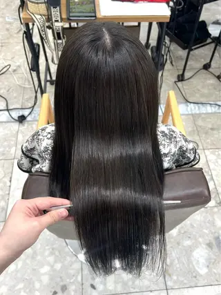ミディアム 髪質改善縮毛矯正 指名No.1👑のヘアスタイル