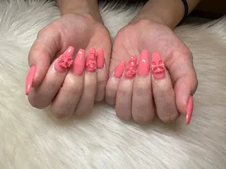 セミロング Tiny Bliss所属・Tiny Bliss 🐈‍⬛のネイルデザイン