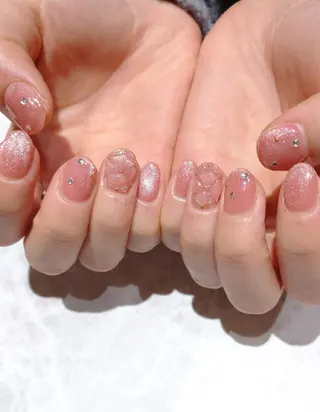 ネイル 會田 瑠衣のネイルデザイン