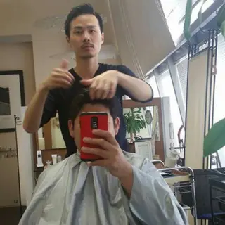 パーマ メンズ ショート iplus まつげ、眉毛、耳つぼのマツエク・マツパデザイン