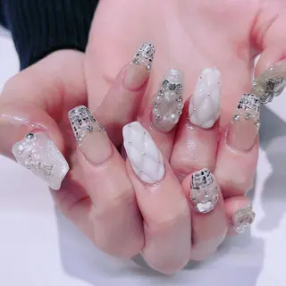 ネイル 美爪パラジェル導入店 Sunnilyのネイルデザイン