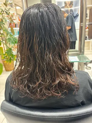 ロング TONI&GUY速寿 勇希のヘアスタイル