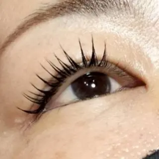 マツエク・マツパ TOTAL BEAUTY SPACE REC 平塚駅前店所属・REC平塚店 ★EMI★のマツエク・マツパデザイン