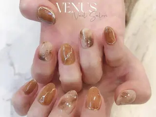 ミディアム VENUS Nail ★池袋徒歩2分のネイルデザイン