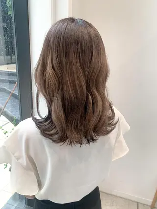 ミディアム カラー ヘアアレンジ yuka .のヘアスタイル
