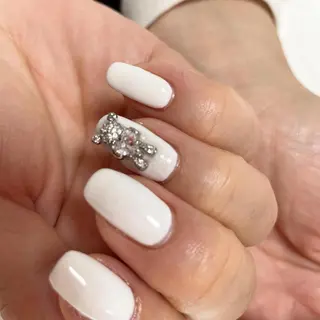 ネイル nail.gorin所属・吉村 優子のネイルデザイン