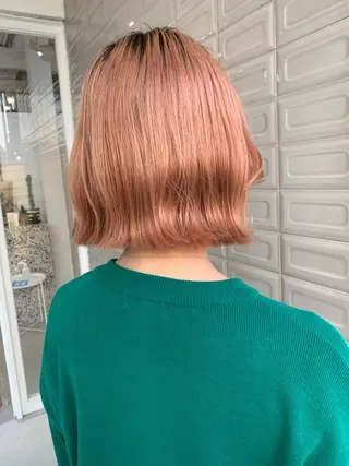 ミディアム カラー ブリーチカラーが人気 onnuのヘアスタイル