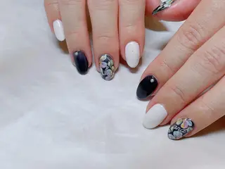 ネイル SINCERELY シンシアリー🌈のネイルデザイン