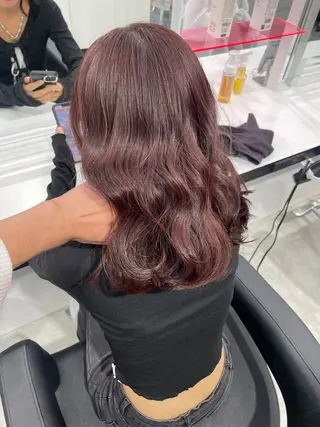 セミロング カラー エフェクトブリーチ／ レイヤーカット／翔のヘアスタイル