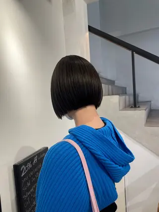 ショート 🎀ボブ＋ハイトーン シュカ👶🏻のヘアスタイル