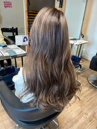 ロング カラー 大久保 隆蔵のヘアスタイル