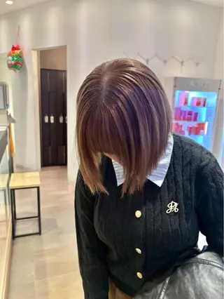 ミディアム わだ まゆのヘアスタイル