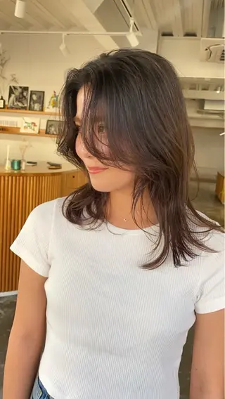 ミディアム カラー KOU×北谷× BY MY SIDEのヘアスタイル