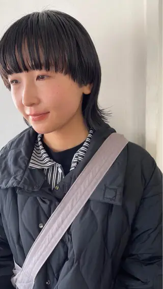 ショート pole/apartment所属・💓パーマ，💗 レイヤーカットのヘアスタイル