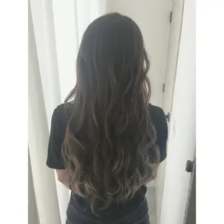 ロング カラー fio マナミのヘアスタイル