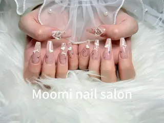 ロング Moomi nail salonのネイルデザイン