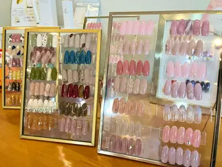 ネイル nailsalon 9stella所属・久保 菜摘のネイルデザイン