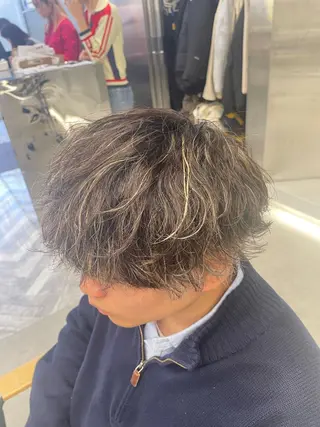 ショート パーマ メンズ カラーモデル⚡️ REONのヘアスタイル