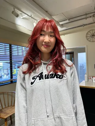 ロング カラー 🦮shiori アイドルオタク🦮のヘアスタイル