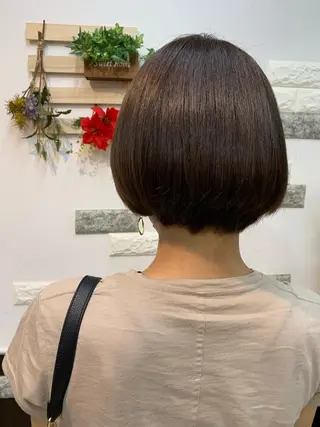 ショート 大人女性ぼかし メンズ強化🦙平作のヘアスタイル