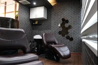 貝沼 直のヘアスタイル