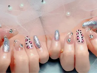 ネイル マジックミラー所属・マジック ミラーのネイルデザイン