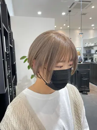 ショート カラー ヘアアレンジ 小倉 愛里のヘアスタイル