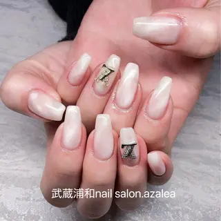 ネイル R inのネイルデザイン