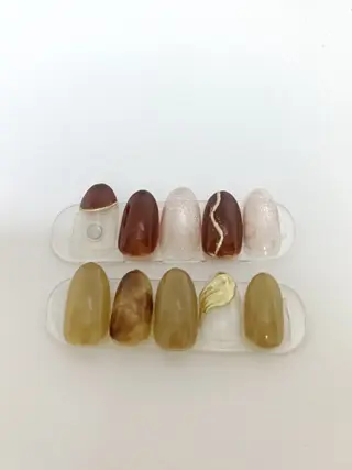 ネイル z&yネイル所属・石松 玲菜のネイルデザイン