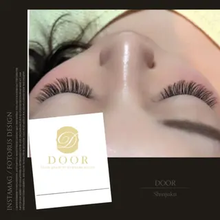 マツエク・マツパ lucida 新宿所属・金子 紗也加のマツエク・マツパデザイン