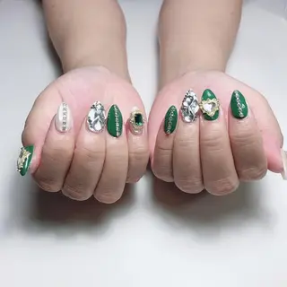 ロング ネイル ☺︎山部 志麻☺︎のネイルデザイン