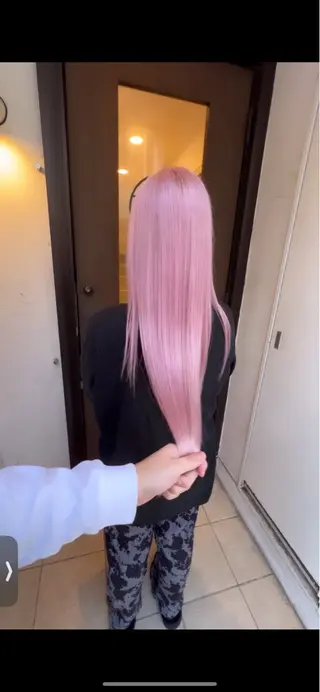 ロング カラー 艶ハイトーンブリーチ 🌈小林侑雅のヘアスタイル