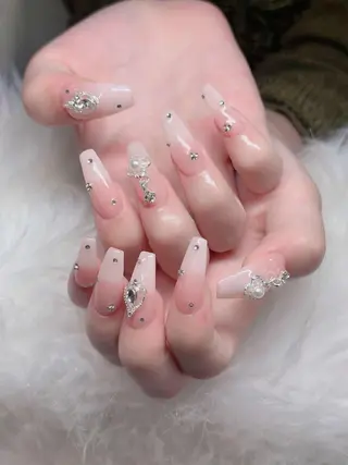 ネイル ANH NAIL ゴテゴテ専門店💎のネイルデザイン