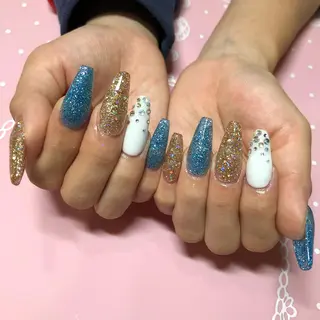 セミロング ネイル 《LB》ラブリエ Nail&eyeのマツエク・マツパデザイン