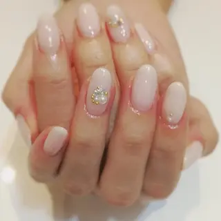 ネイル Director金野 麻衣子のヘアスタイル