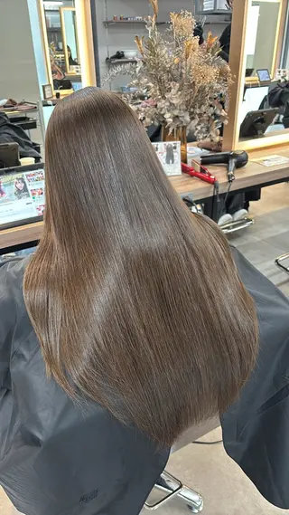 カラー レイヤー✂︎ぷつボブ 艶カラー🤍noaのヘアスタイル