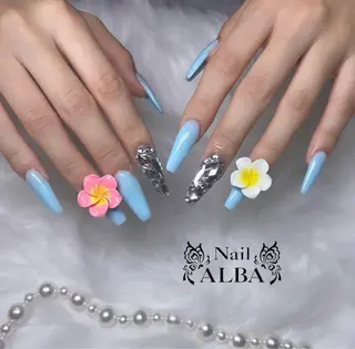 ネイル 石王 美羽のネイルデザイン