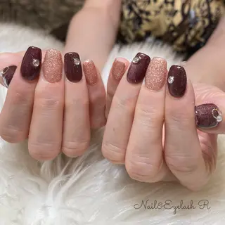 ミディアム Nail Eyelash R所属・Nail Rのネイルデザイン