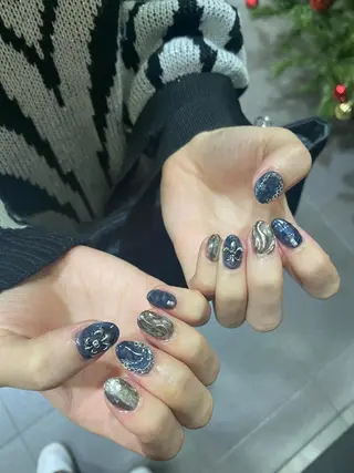 ネイル Lim五反田所属・TSUNA 🌙 Lim 五反田のマツエク・マツパデザイン